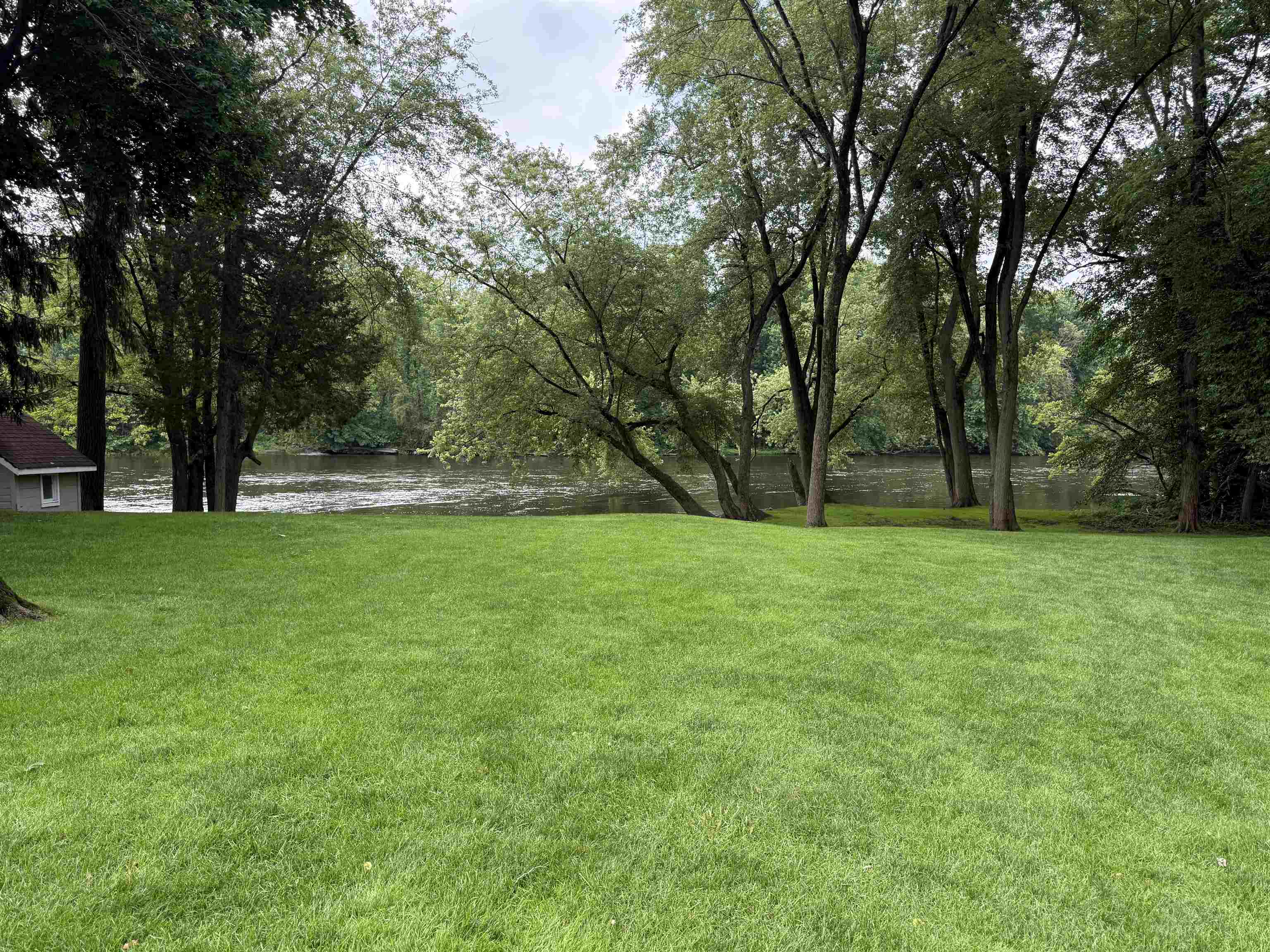 705 North River Road Bristol, IN 46507 - Photo 9 of 14