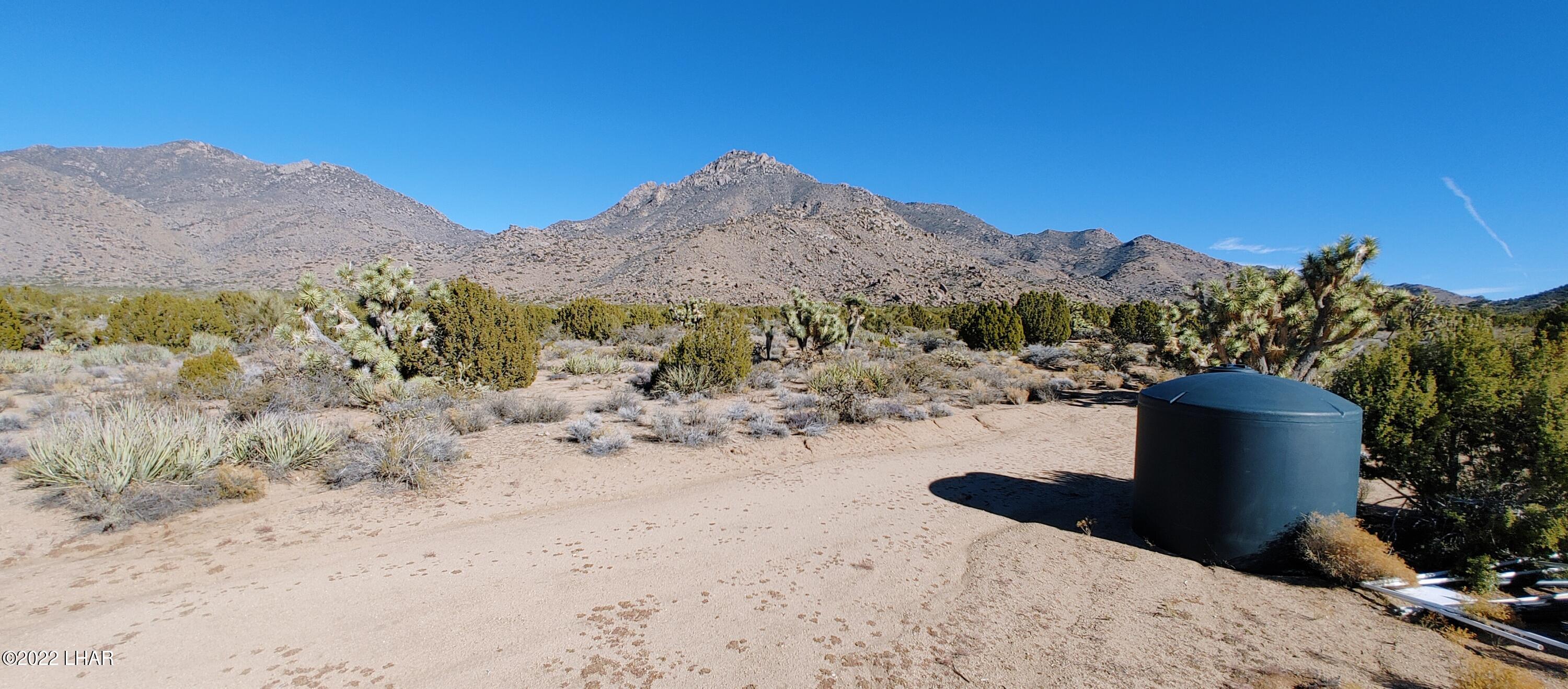 3289 South Gold Mine Road Yucca, AZ 86438 - Photo 14 of 74 Driveway graded to building site