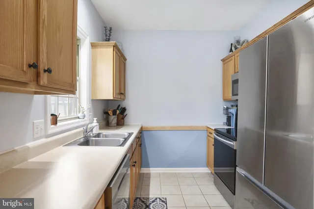 $219,900 | 1976 Ashley Drive, Chambersburg, PA 17201