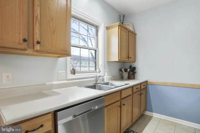 $219,900 | 1976 Ashley Drive, Chambersburg, PA 17201