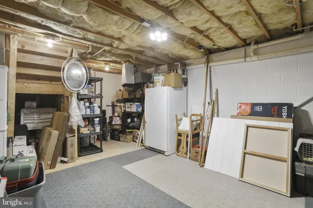 $219,900 | 1976 Ashley Drive, Chambersburg, PA 17201