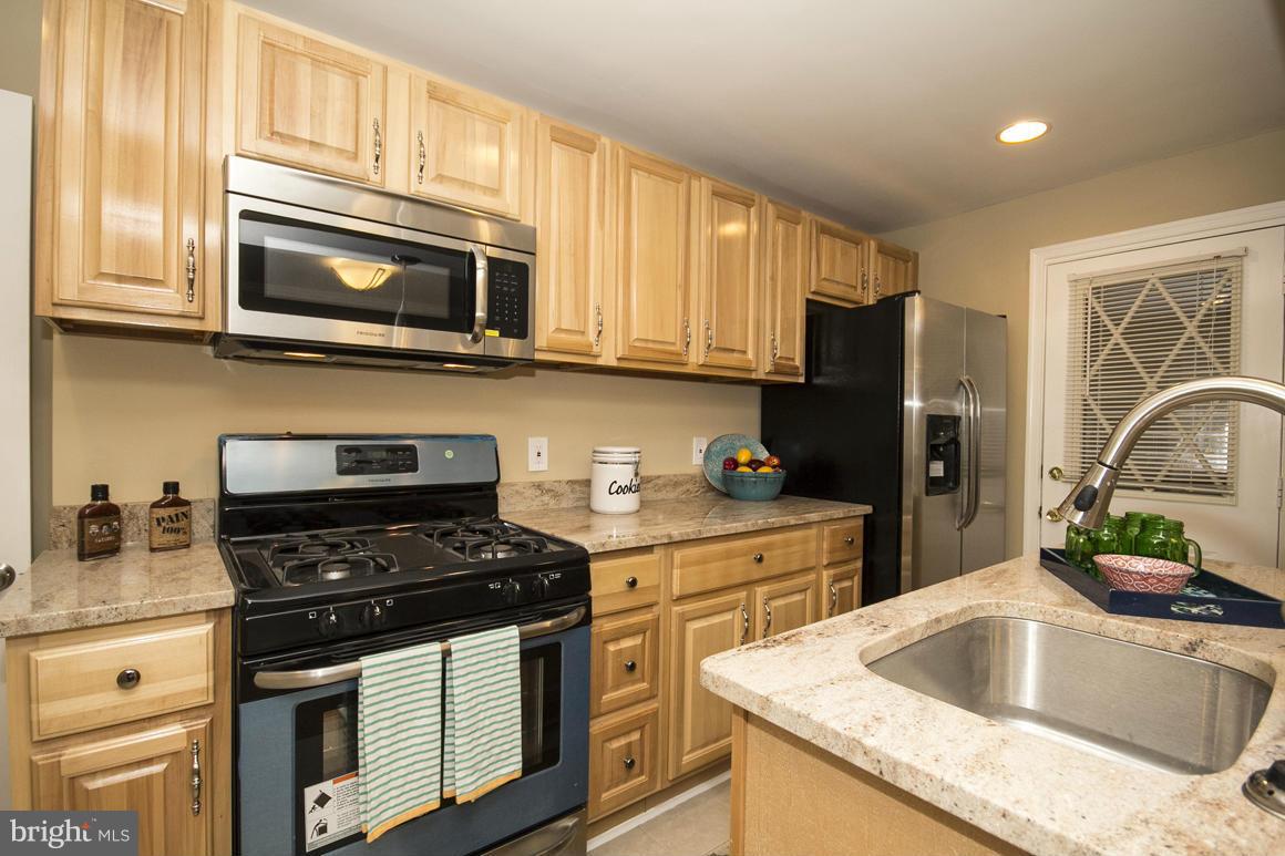 1934 Eastfield Road Baltimore, MD 21222 - Photo 7 of 25 Kitchen