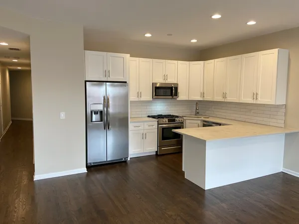 $4,850 | 1837 West North Avenue, Unit 3, Chicago, IL 60622