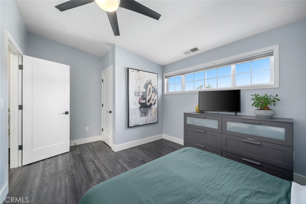 403 Beech Street Arroyo Grande, CA 93420 - Photo 24 of 46 a living room with stainless steel appliances kitchen island granite countertop a refrigerator and a stove top oven