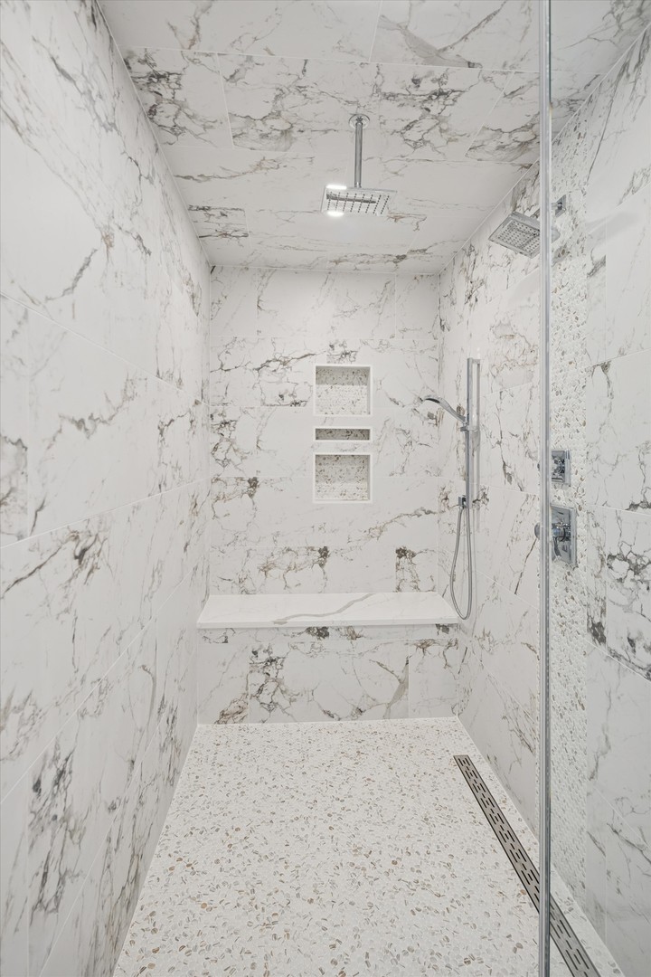 284 Highland Avenue Elmhurst, IL 60126 - Photo 12 of 32