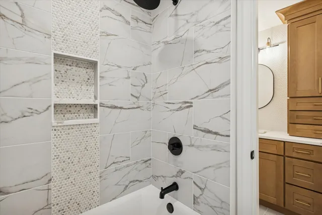 $1,599,900 | 284 Highland Avenue, Elmhurst, IL 60126