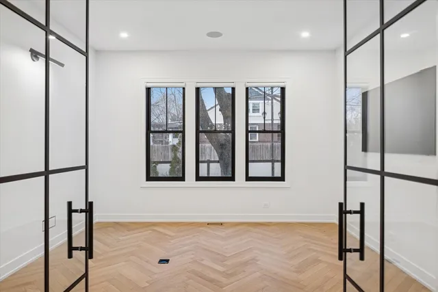 $1,599,900 | 284 Highland Avenue, Elmhurst, IL 60126