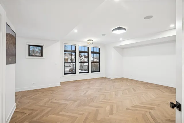 $1,599,900 | 284 Highland Avenue, Elmhurst, IL 60126