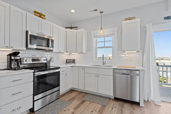 $799,000 | 108 West Terminal Boulevard, Unit B, Atlantic Beach, NC 28512