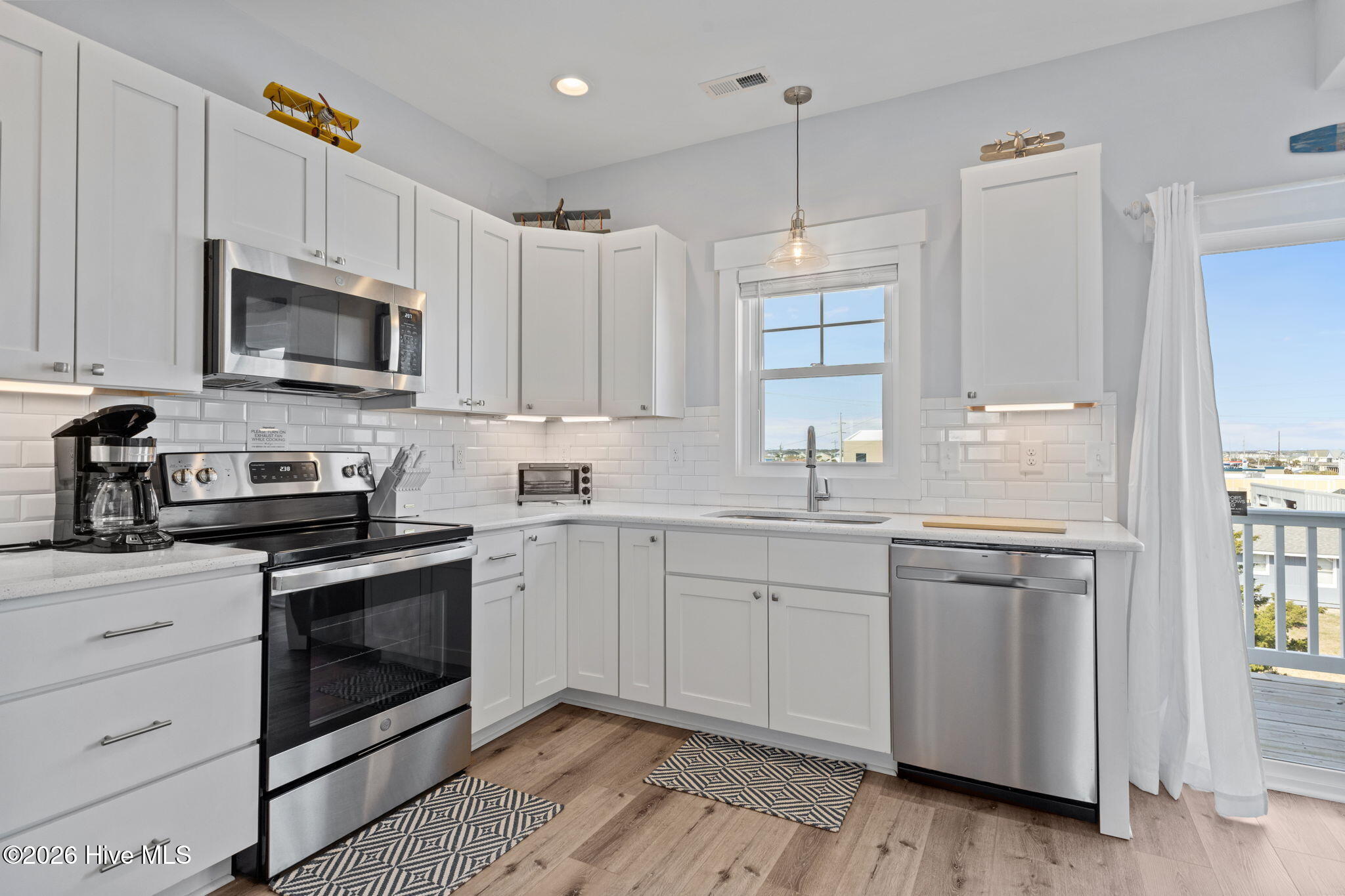108 West Terminal Boulevard, Unit B Atlantic Beach, NC 28512 - Photo 26 of 56 26-web-or-mls-1S3A4855