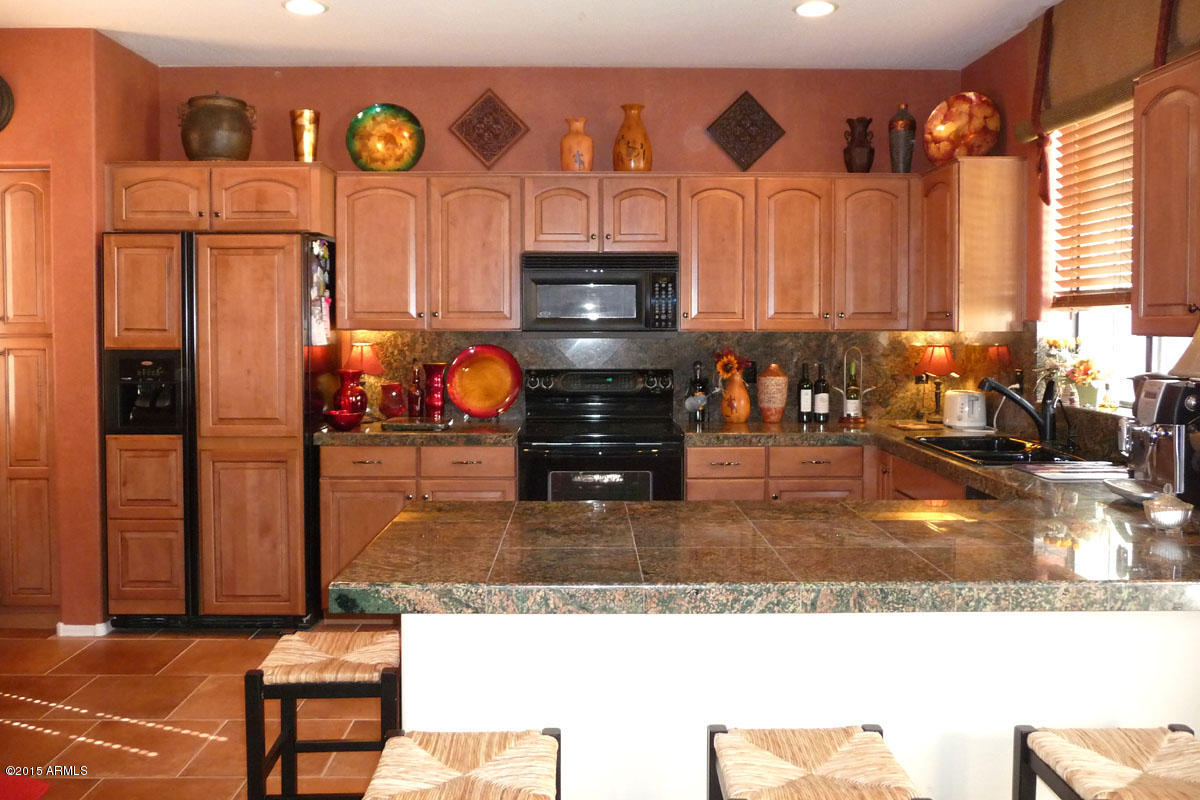 2422 West Sleepy Ranch Road Phoenix, AZ 85085 - Photo 13 of 23 Kitchen2.JPG