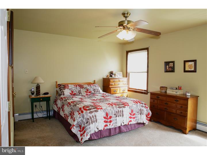 3302 Coventryville Road Pottstown, PA 19465 - Photo 12 of 21 Bedroom - Main