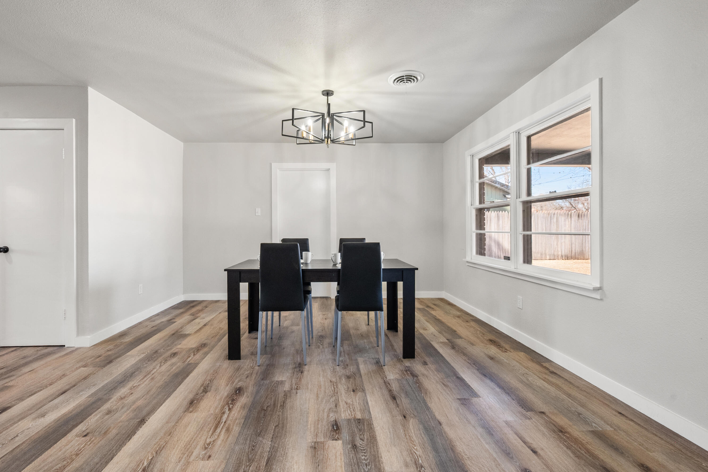 5426 28th Street Lubbock, TX 79407 - Photo 12 of 30 5426 28th_5633 (25) 2