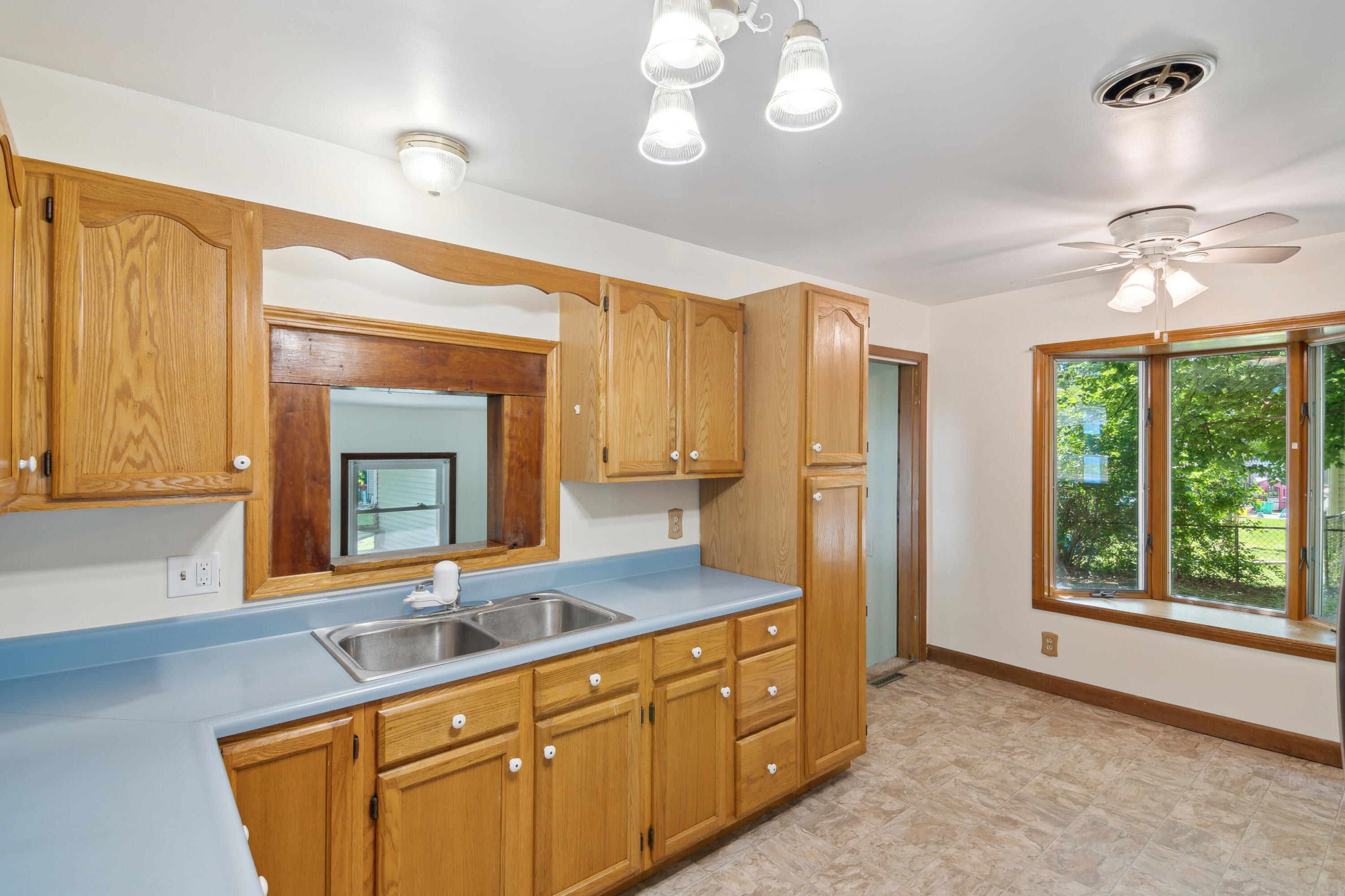 1279 Cunningham Road Jackson, MI 49201 - Photo 18 of 42 23-1279-Cunningham-Rd-Jackson-MI-49201-W