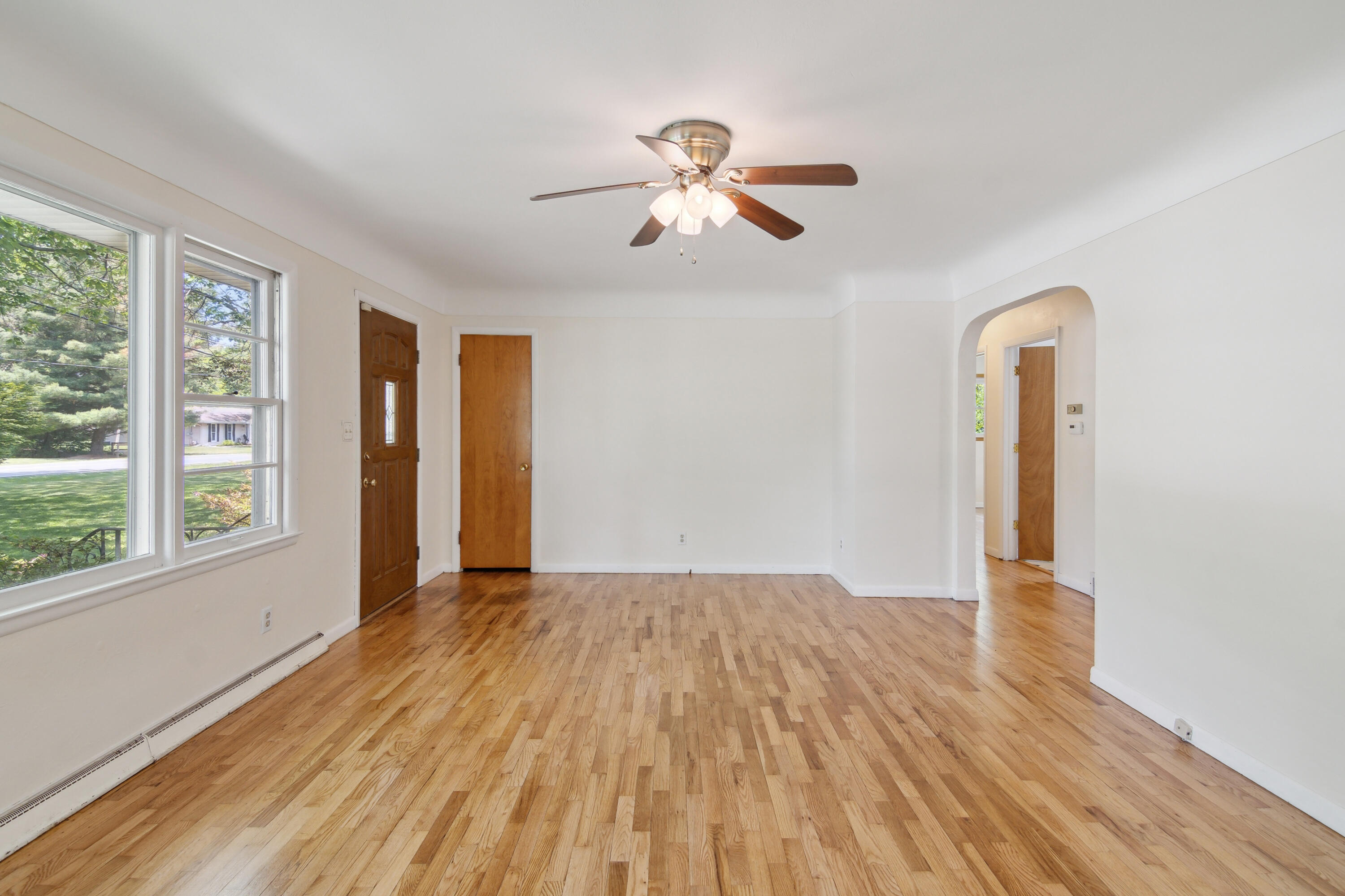 1279 Cunningham Road Jackson, MI 49201 - Photo 6 of 42 11-1279-Cunningham-Rd-Jackson-MI-49201-W