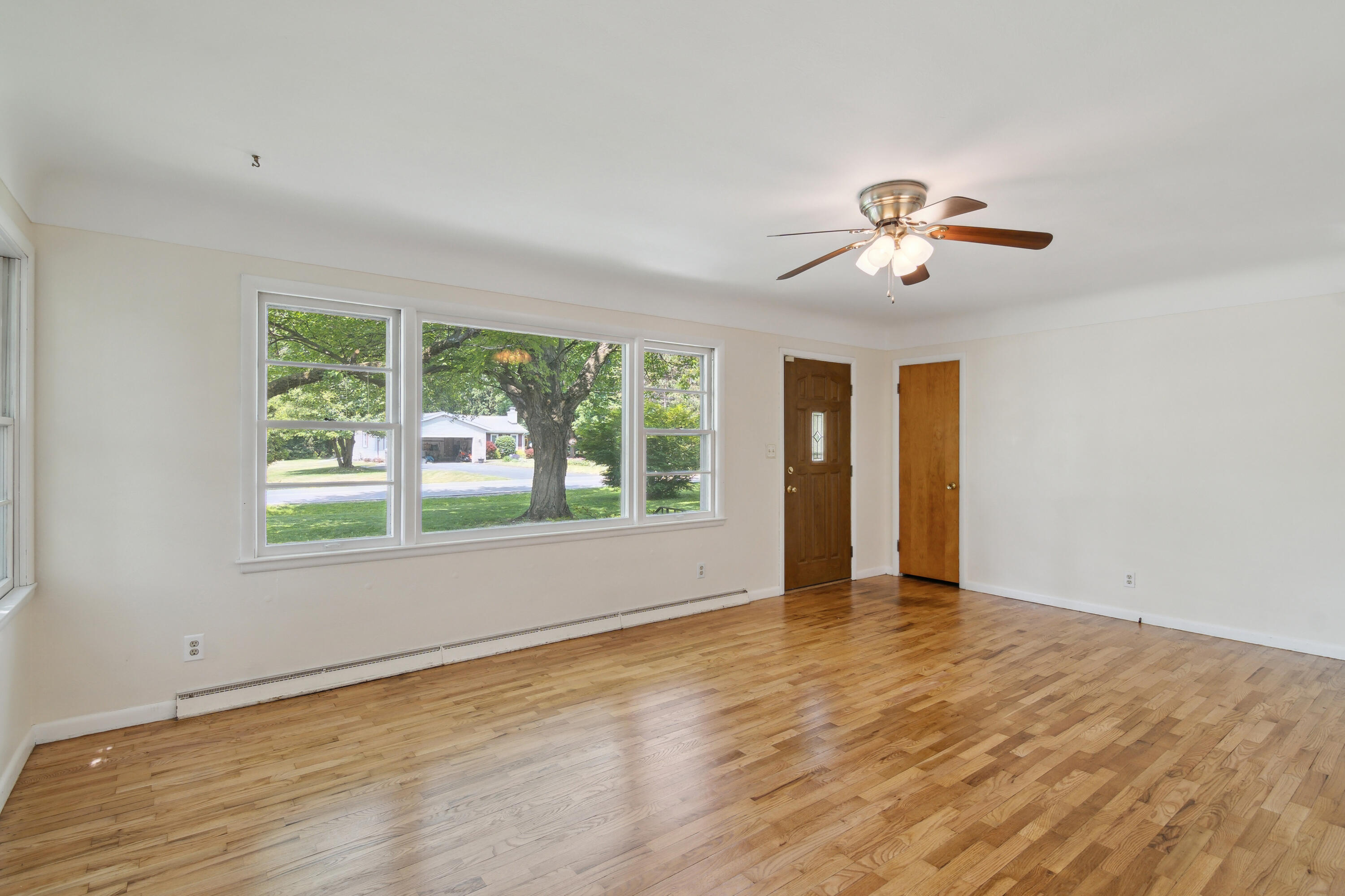 1279 Cunningham Road Jackson, MI 49201 - Photo 8 of 42 13-1279-Cunningham-Rd-Jackson-MI-49201-W