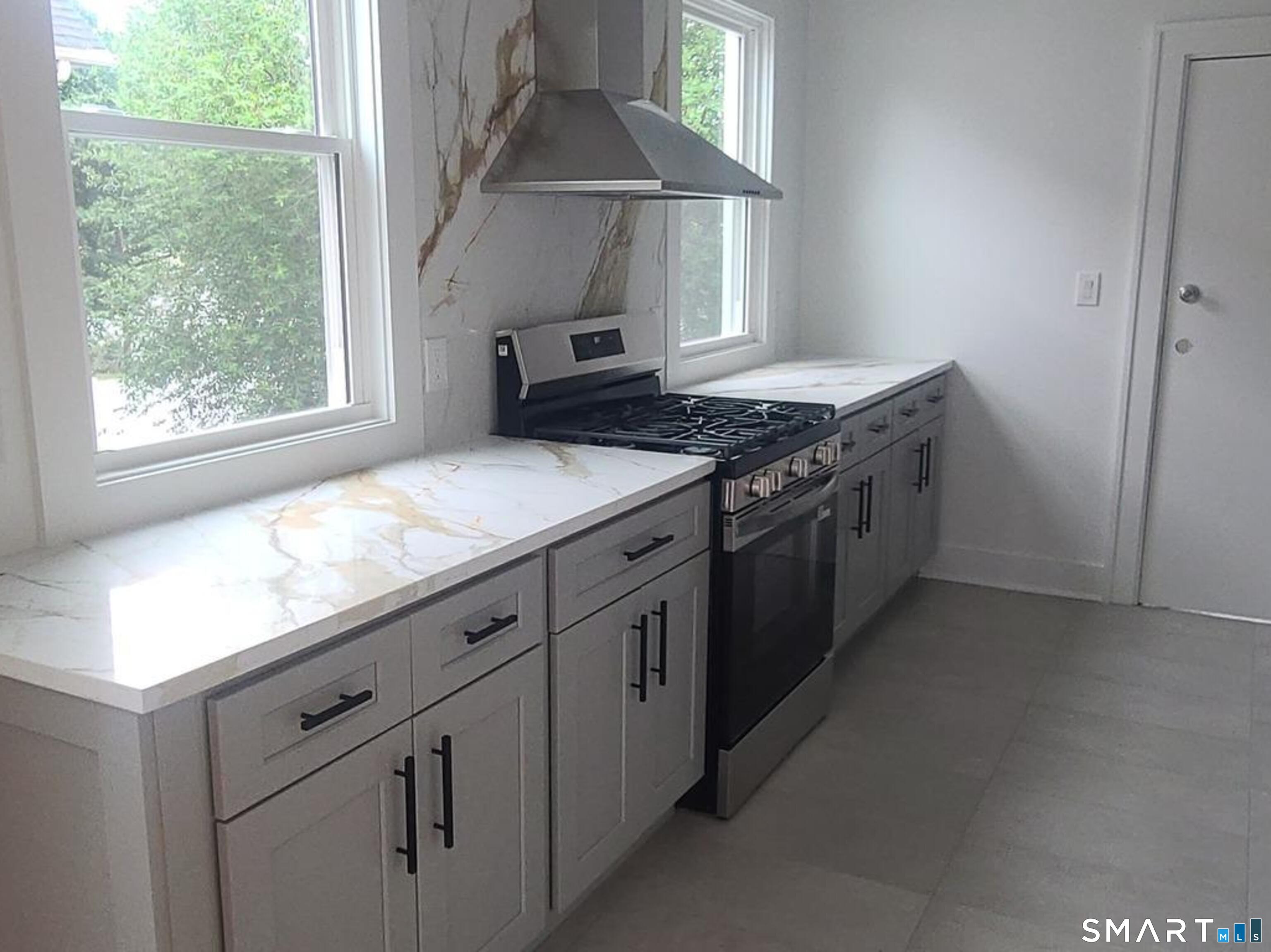 203 Helen Street, Unit 2 Hamden, CT 06514 - Photo 1 of 8
