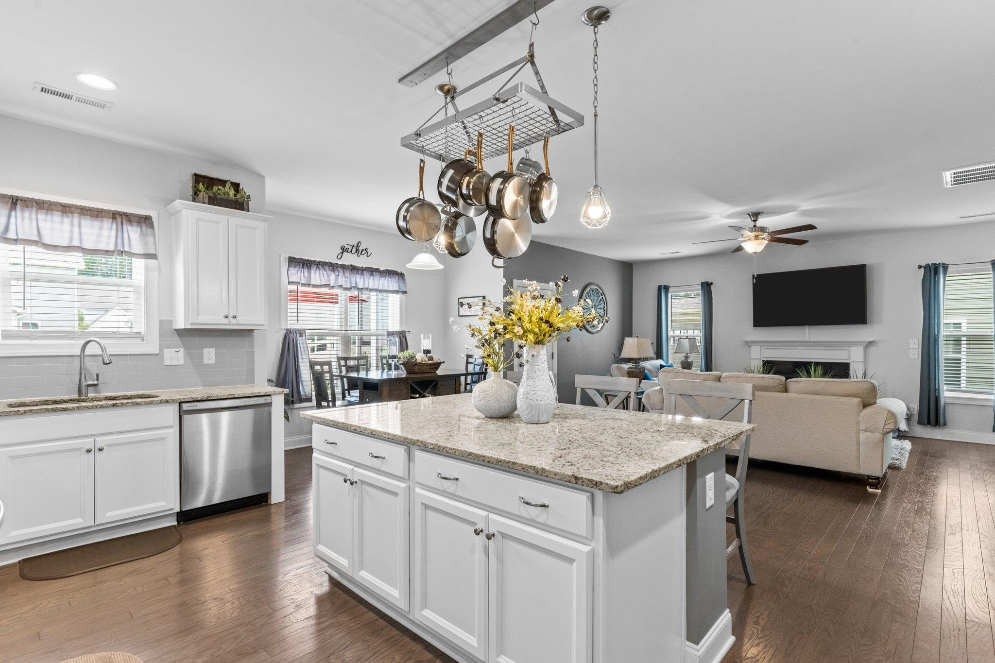 7220 Cornett Way Raleigh, NC 27604 - Photo 7 of 35 Photo 7