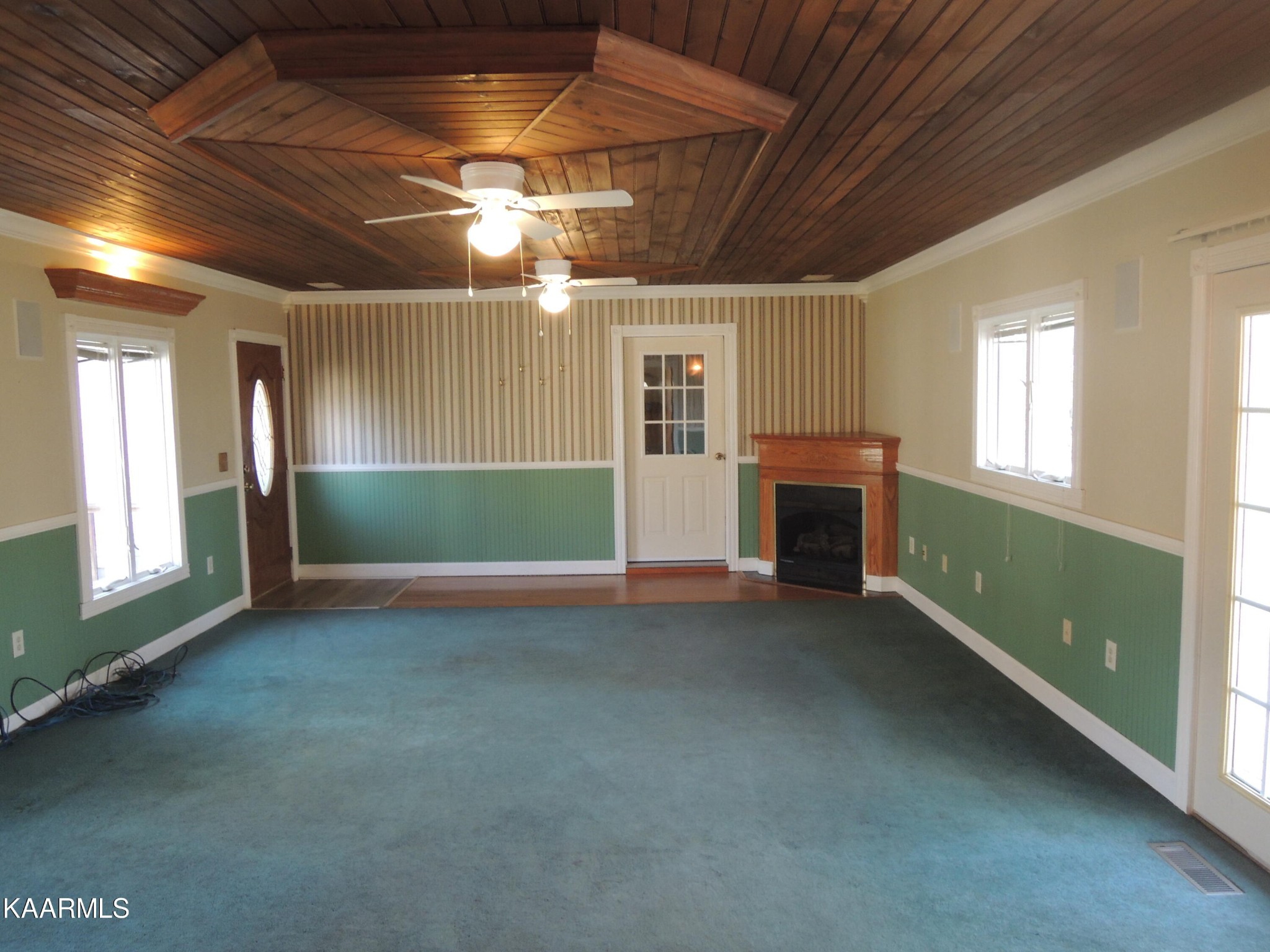 1207 Sheppard Road Jamestown, TN 38556 - Photo 11 of 24 Gallery Image 11