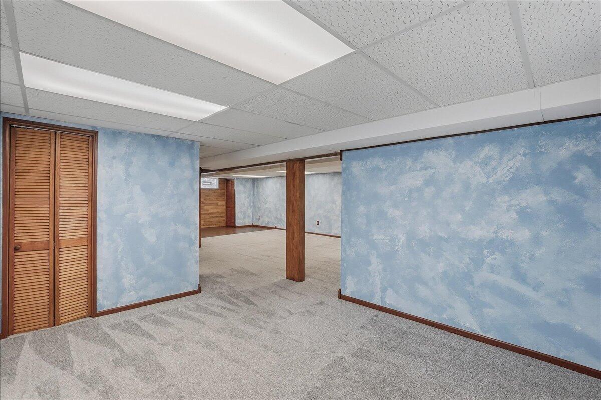 909 North Rensselaer Street Griffith, IN 46319 - Photo 21 of 32 1200x800