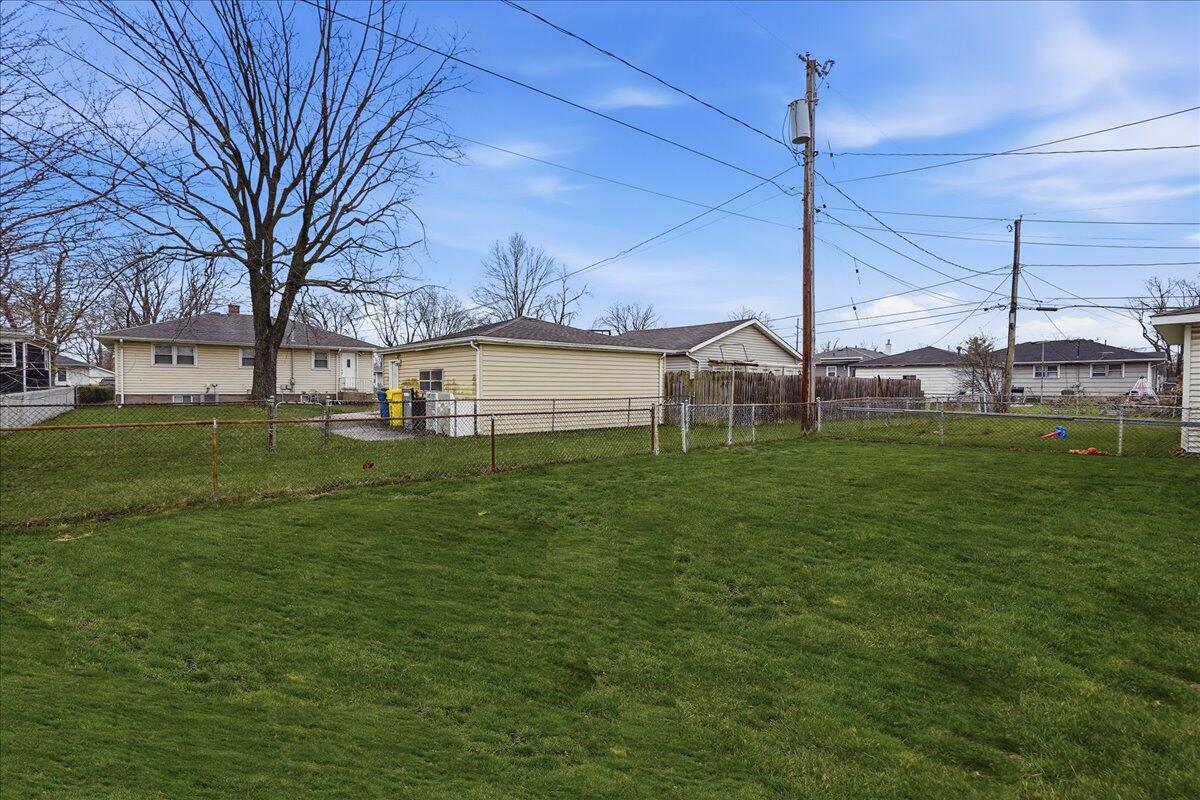 909 North Rensselaer Street Griffith, IN 46319 - Photo 27 of 32 1200x800