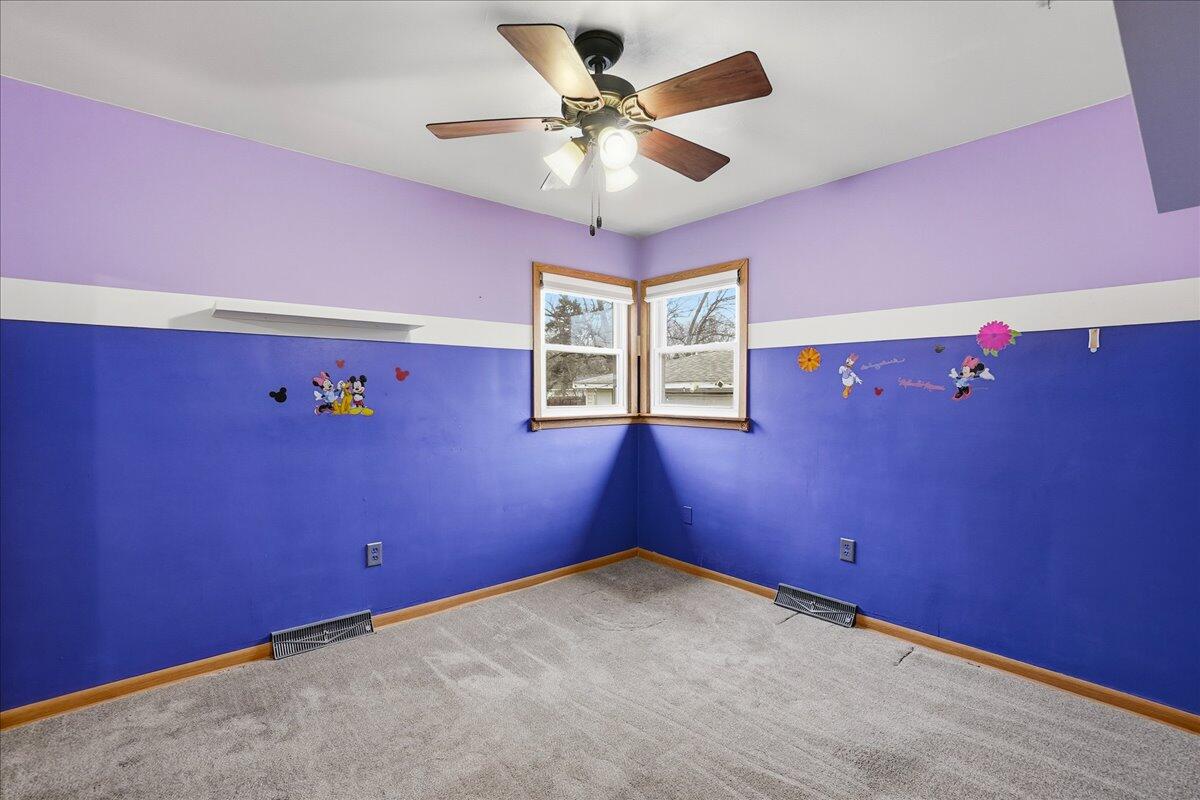 909 North Rensselaer Street Griffith, IN 46319 - Photo 10 of 32 1200x800