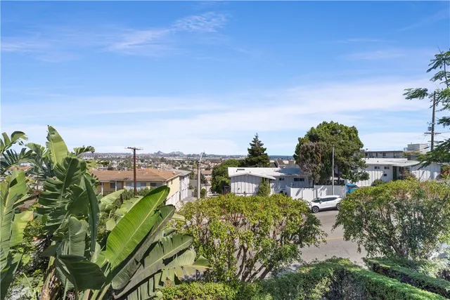 $919,000 | 2325 South Gaffey Street, San Pedro, CA 90731