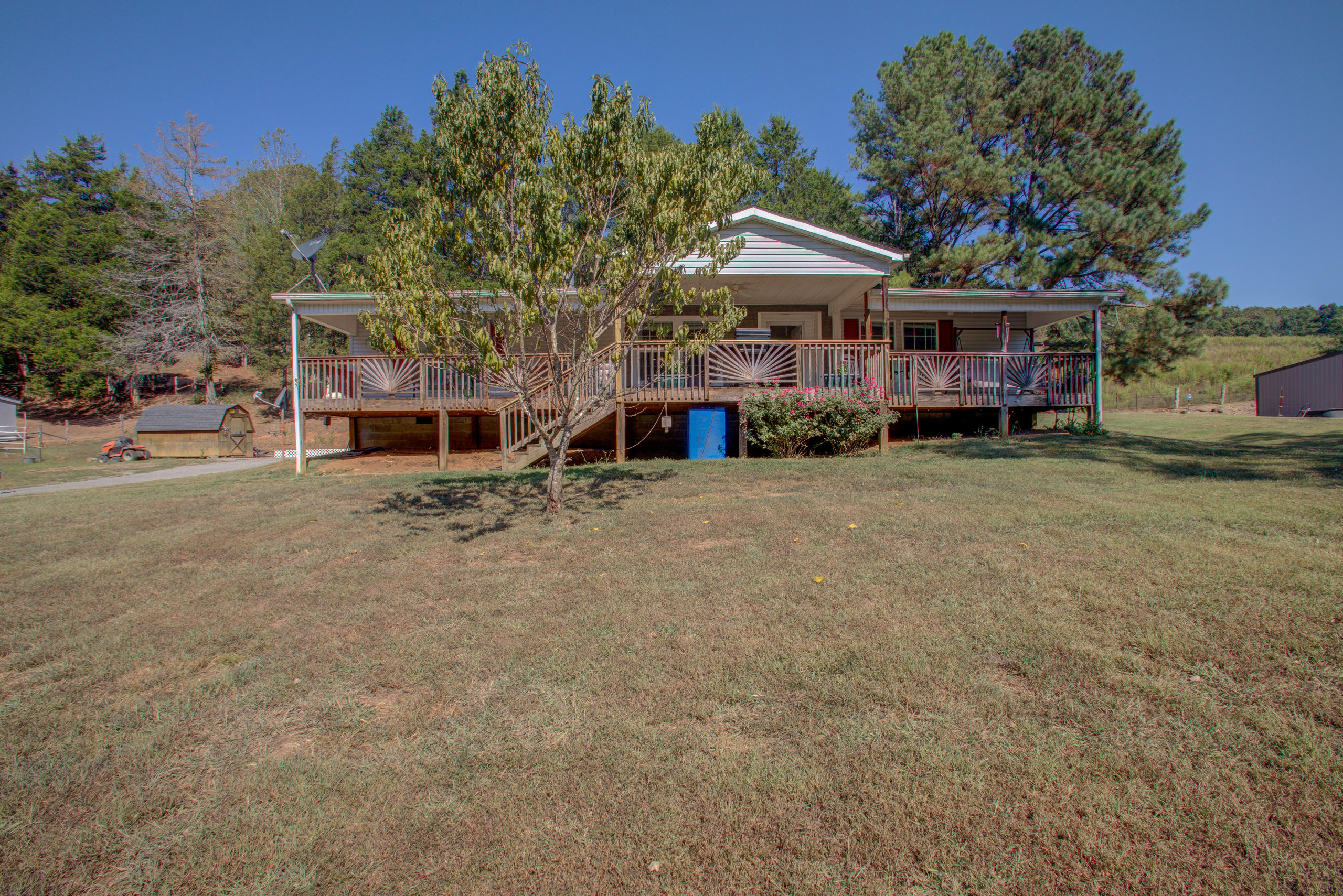 901 Wilson Hollow Road Decatur, TN 37322 - Photo 2 of 43 139A3136_7_8