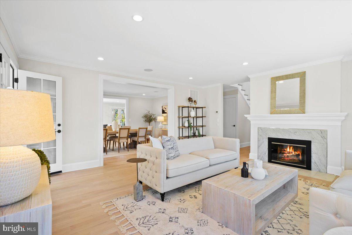 3213 Foxhall Road Northwest Washington, DC 20016 - Photo 12 of 35