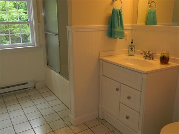 14 Lyndon Road Sharon, MA 02067 - Photo 14 of 20 Gallery Image 14