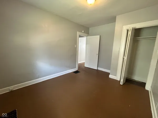 $1,175 | 1527 North Chester Avenue, Indianapolis, IN 46201