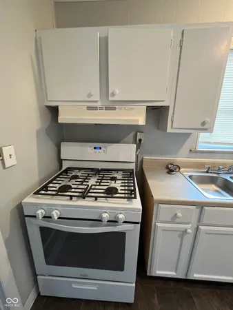 $1,175 | 1527 North Chester Avenue, Indianapolis, IN 46201