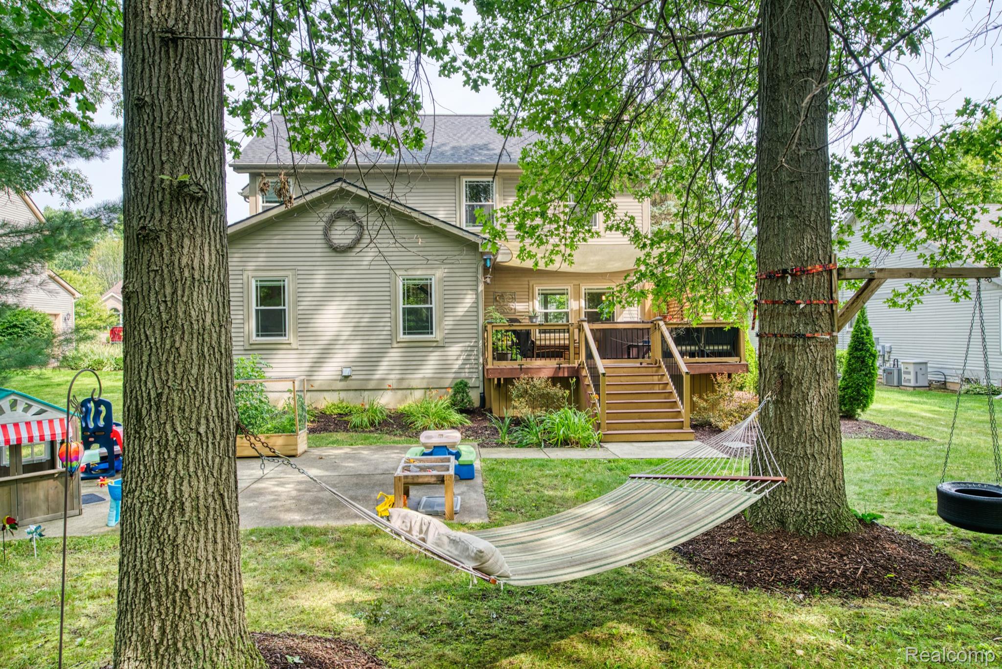 2568 Ravineside Lane North Howell, MI 48843 - Photo 30 of 37 Gallery Image 30