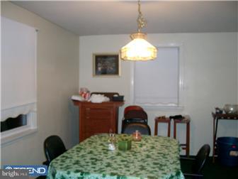 814 Laurel Road Yeadon, PA 19050 - Photo 4 of 6 Gallery Image 4