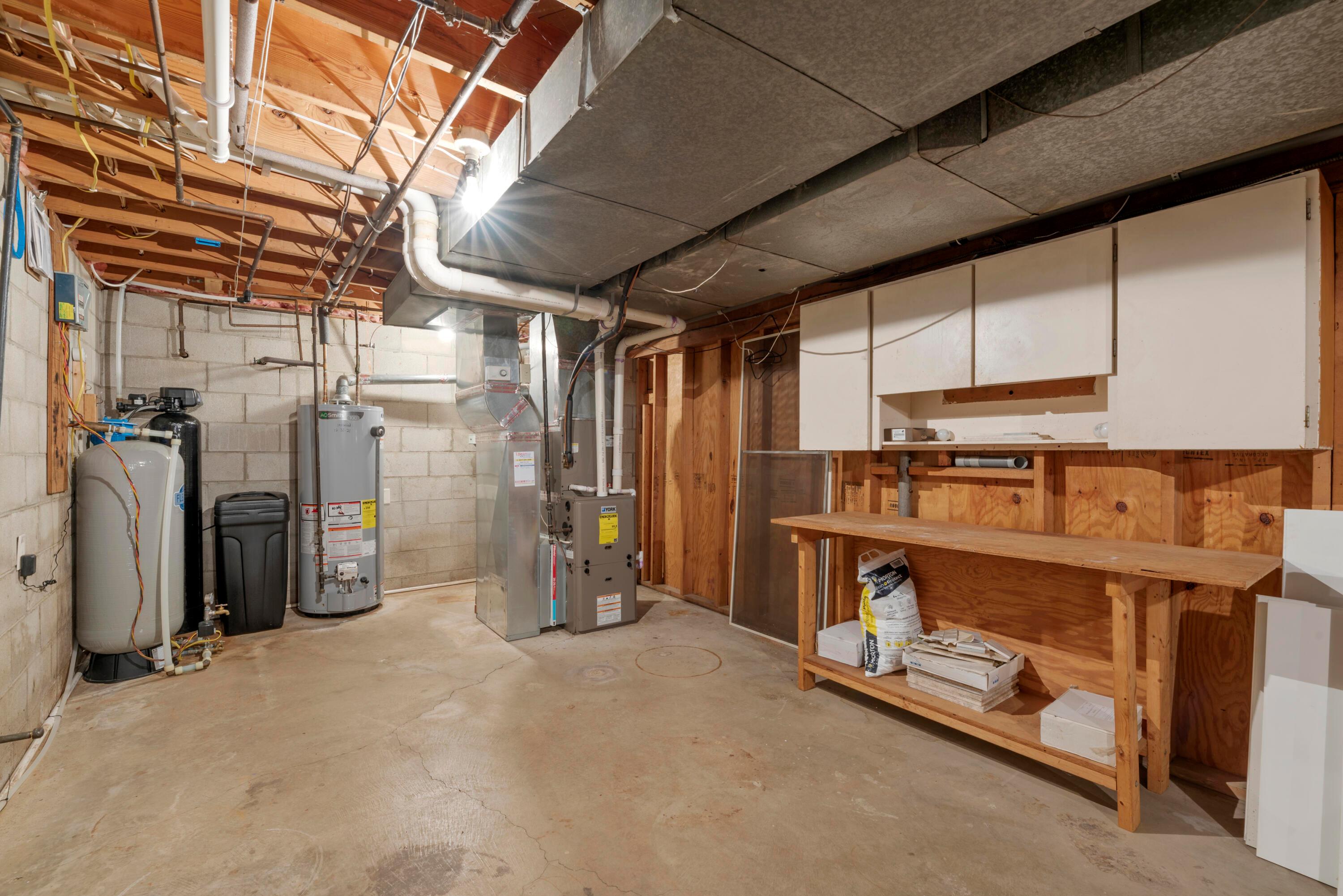 3160 Fishinger Road Columbus, OH 43221 - Photo 40 of 69 MAR_3521