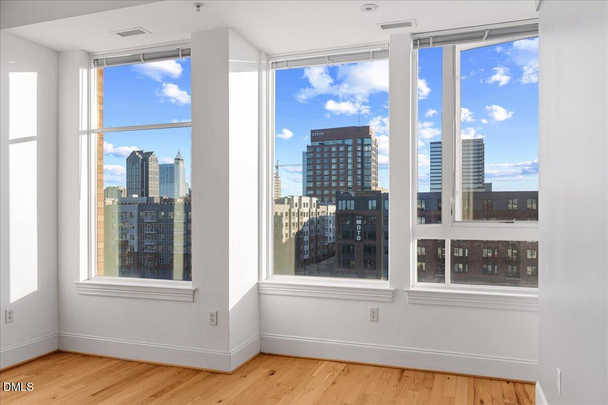 400 West North Street, Unit 900 Raleigh, NC 27603 - Photo 25 of 48 25-400 W North St unit 900