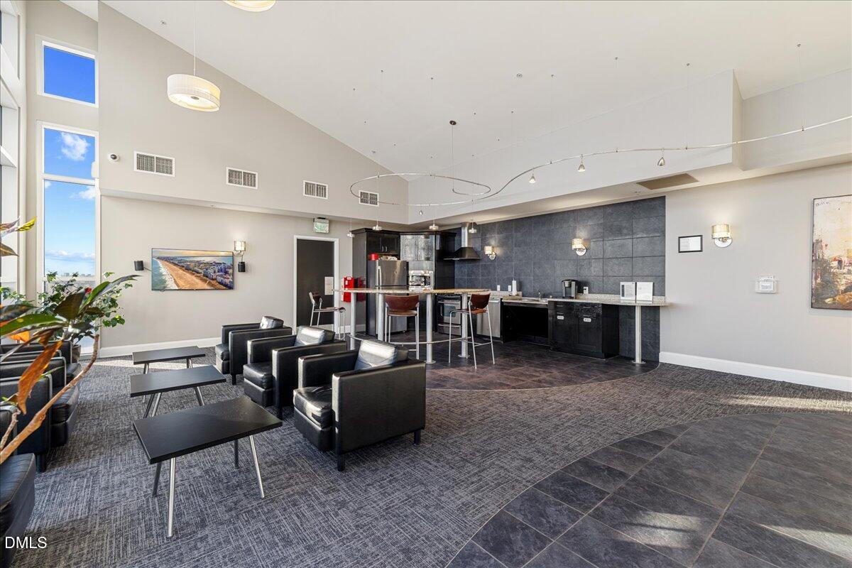 400 West North Street, Unit 900 Raleigh, NC 27603 - Photo 38 of 48 38-400 W North St unit 900