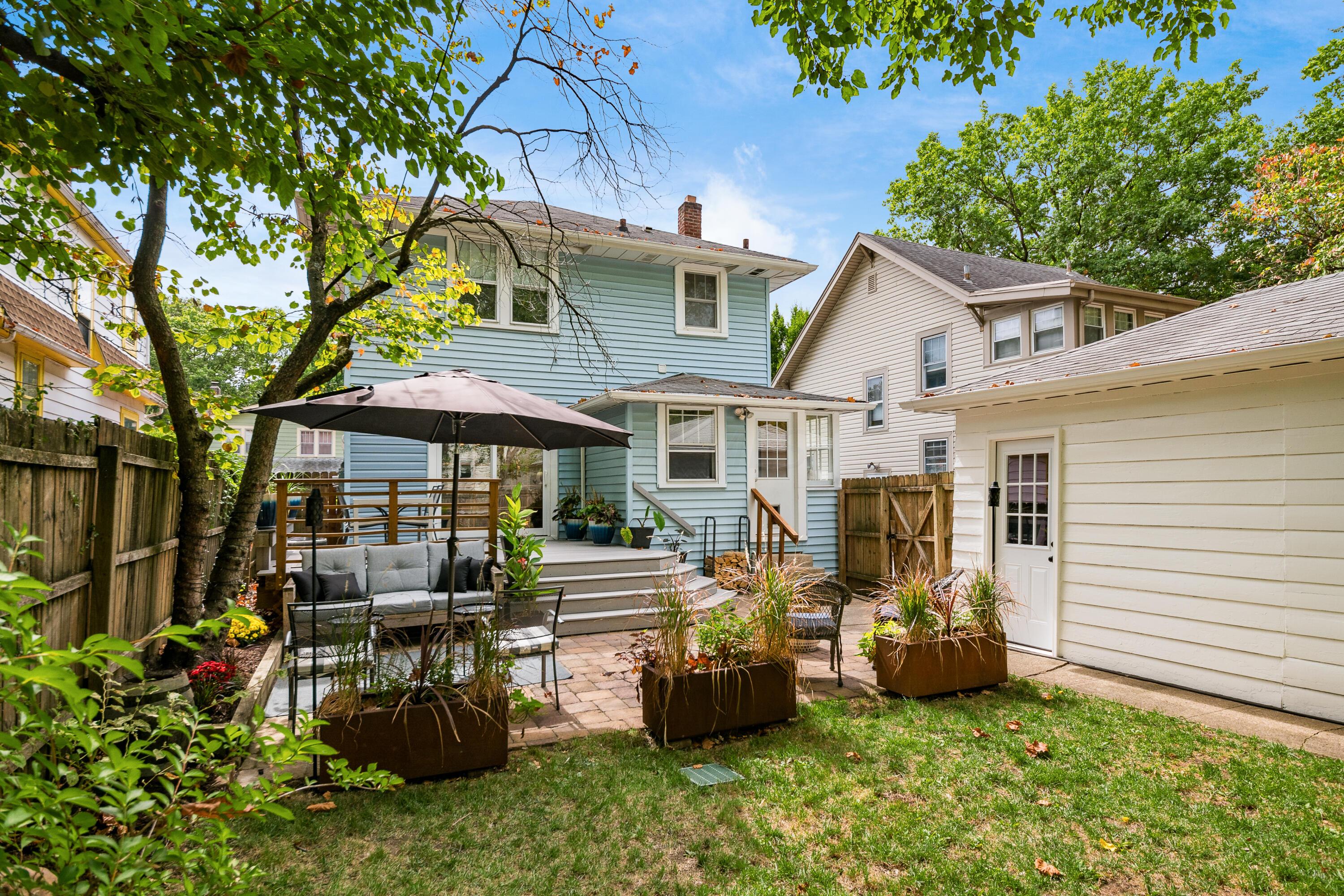 186 East Pacemont Road Columbus, OH 43202 - Photo 8 of 39 186 E Pacemont backyard 2