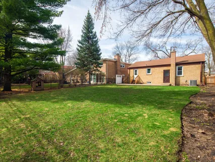$450,000 | 8727 Hamlin Avenue, Skokie, IL 60076