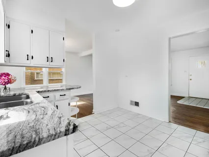 $450,000 | 8727 Hamlin Avenue, Skokie, IL 60076