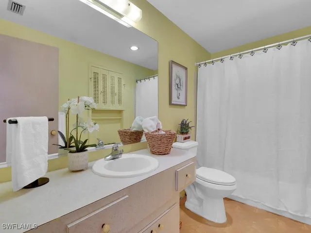 $225,000 | 2208 Parkview Drive, Fort Myers, FL 33905