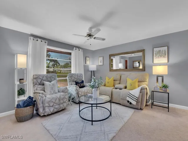 $225,000 | 2208 Parkview Drive, Fort Myers, FL 33905