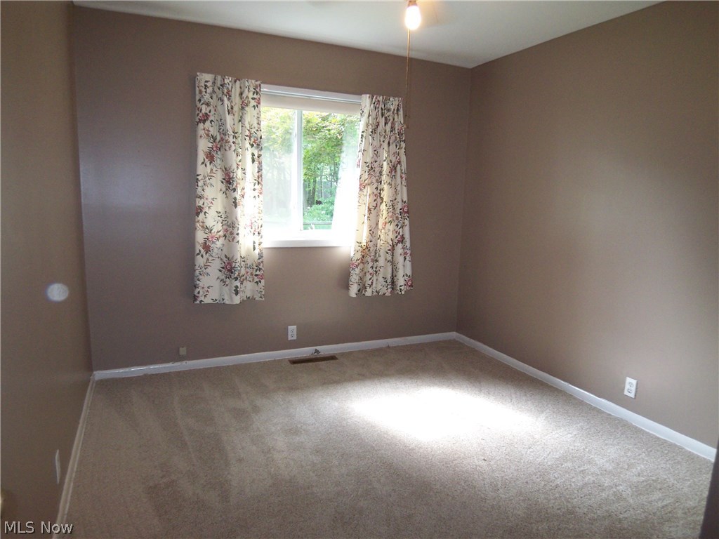 1141 Atwater Road Madison, OH 44057 - Photo 8 of 17 Gallery Image 8