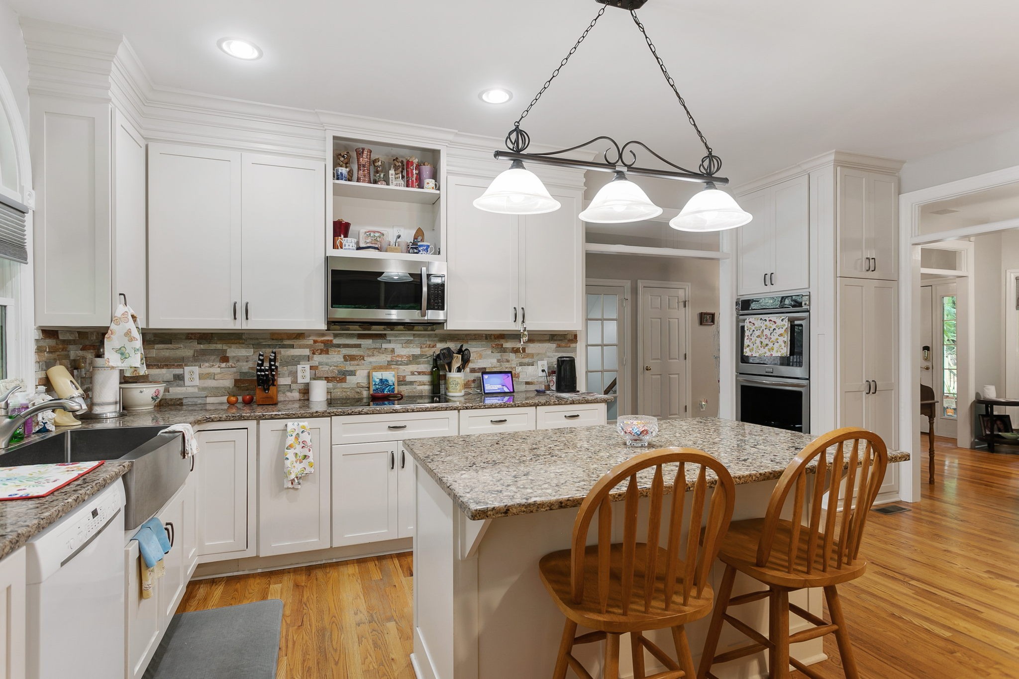 830 Baker Road Columbia, TN 38401 - Photo 18 of 68 a kitchen with granite countertop lots of counter top space