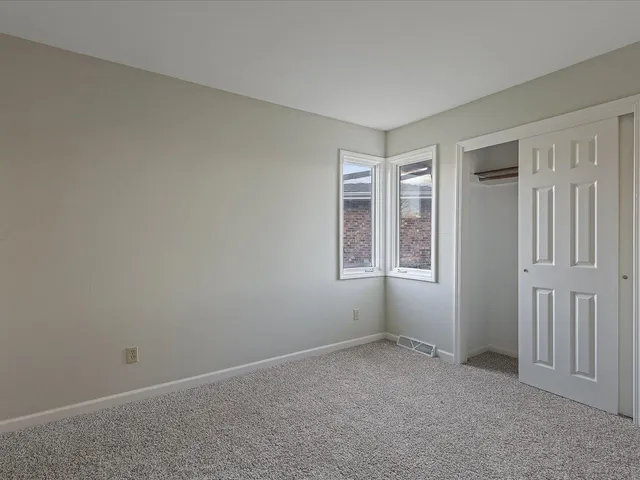 $259,900 | 5226 Arbutus Road, Rockford, IL 61107