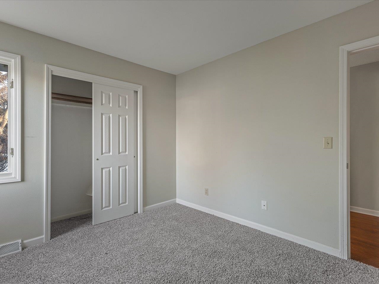 5226 Arbutus Road Rockford, IL 61107 - Photo 29 of 44