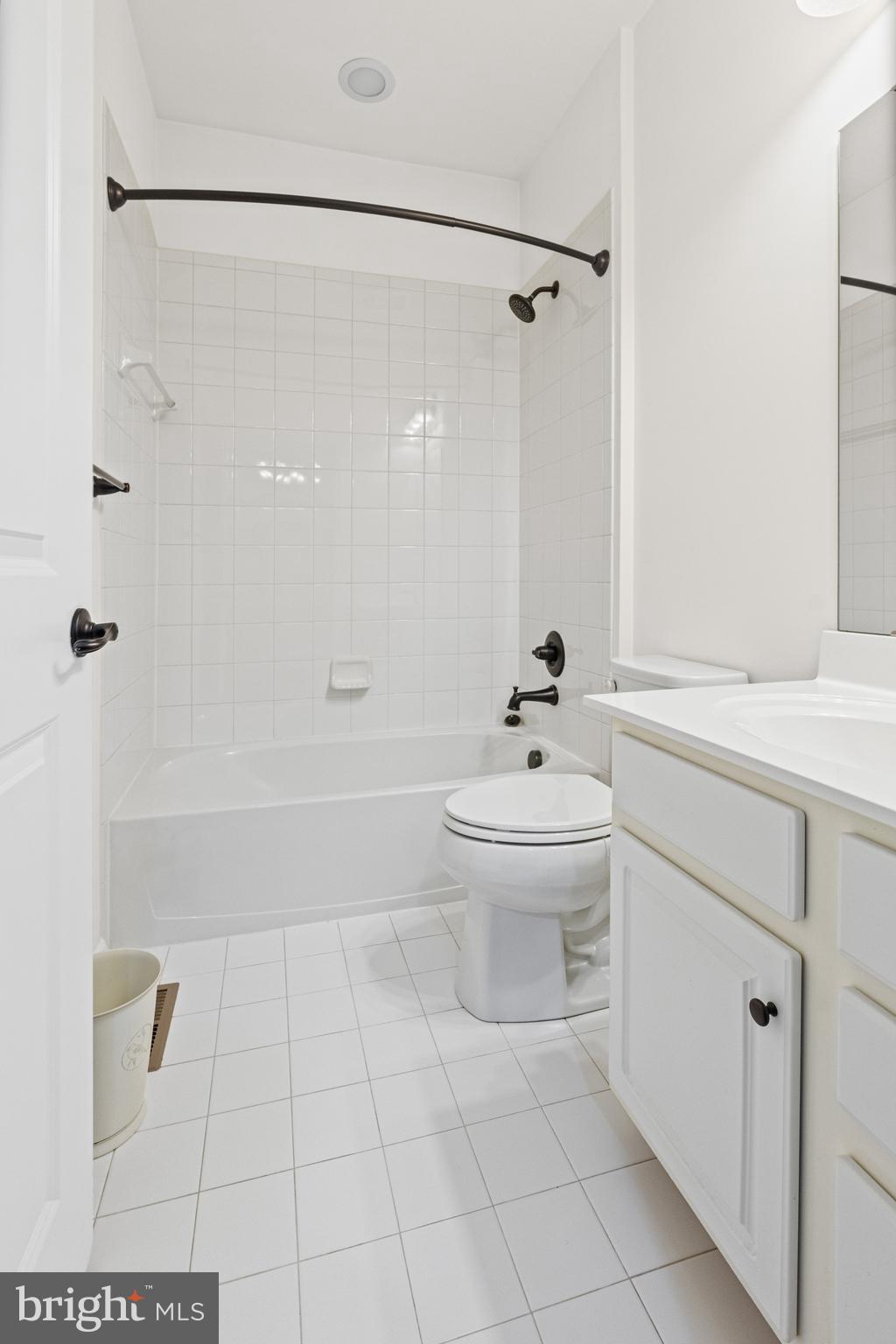 46 Tyler Drive Hanover, PA 17331 - Photo 18 of 38