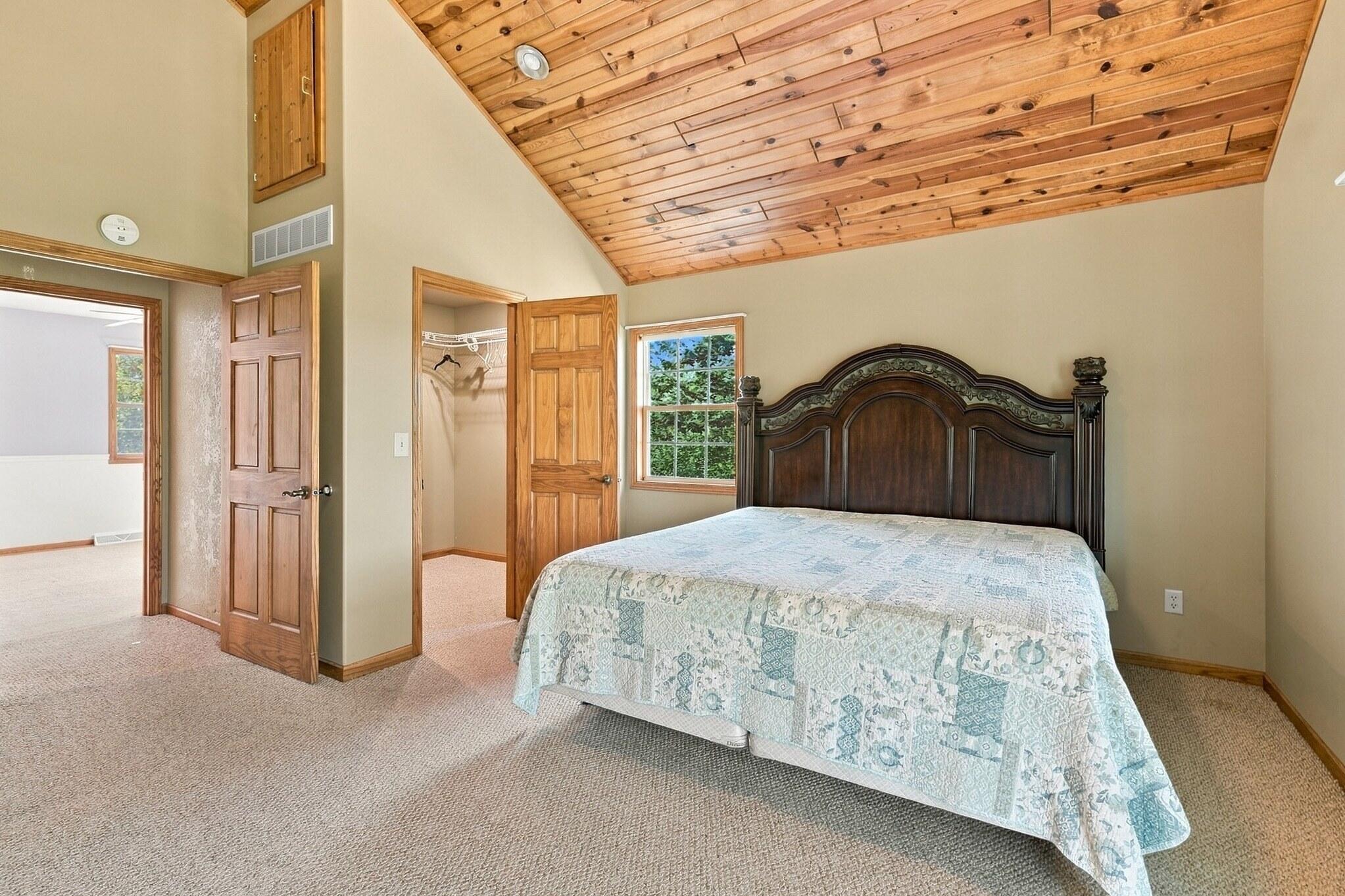 W808 Froelich Road Sullivan, WI 53178 - Photo 15 of 61 15_Primary_Bedroom_View_2