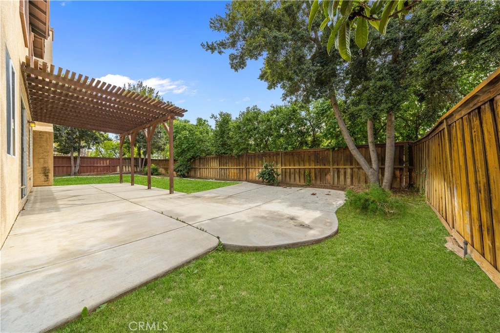 8679 Cabin Place Riverside, CA 92508 - Photo 34 of 35 a view of a backyard with a garden