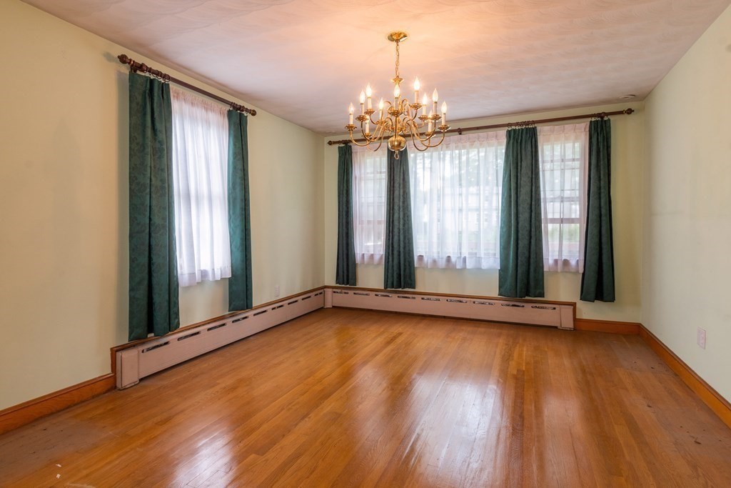 7 Grant Road Winchester, MA 01890 - Photo 7 of 39 Gallery Image 7